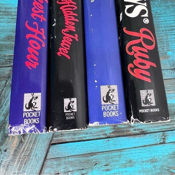 Vintage 90s VC Andrews Hardcover Bundle Nostalgia Retro - Picture 5 of 9